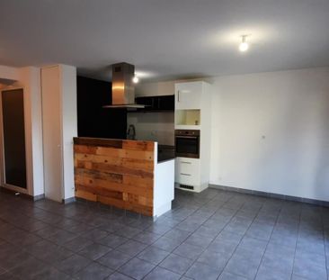 Location Appartement 3 pièces 62m² THONON LES BAINS 74200 - Photo 2