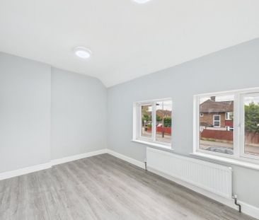 Station Crescent, Ashford, Surrey,TW15 - Photo 6