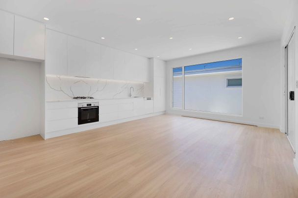 10 Mathewson Street, Eastgardens NSW 2036 - House For Rent | Domain - Photo 1