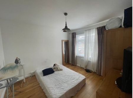 3 Bed End Terrace, Chipstead Avenue, CR7 - Photo 4