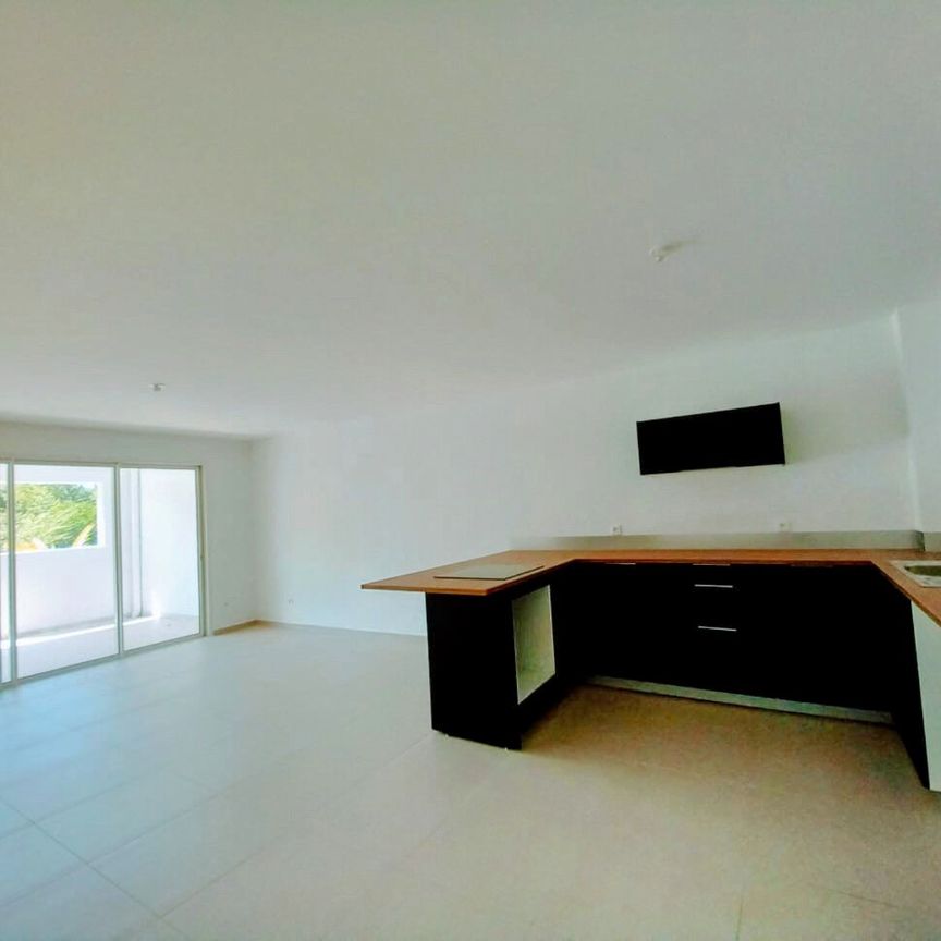 Location appartement 3 pièces, 88.15m², Les Trois-Îlets - Photo 1