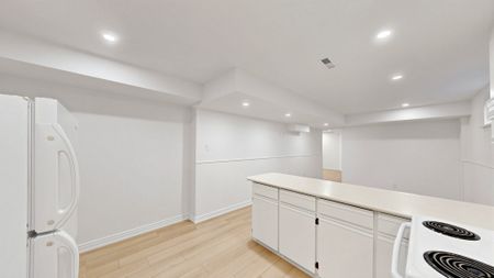 For Lease - 1469 Brentano Boulevard, Mississauga, Ontario - Photo 3