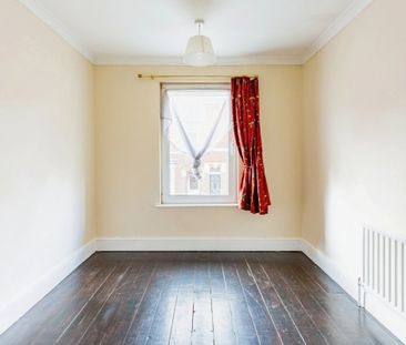 Wellington Street - Photo 6