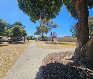 Stunning New Home - Photo 3