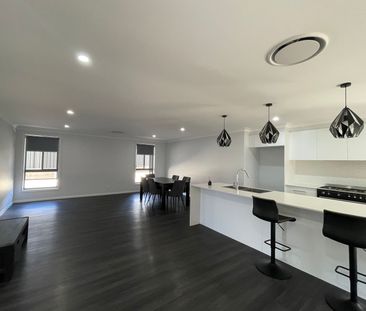 Stunning 2 bedroom home in Lampada Estate - Photo 2