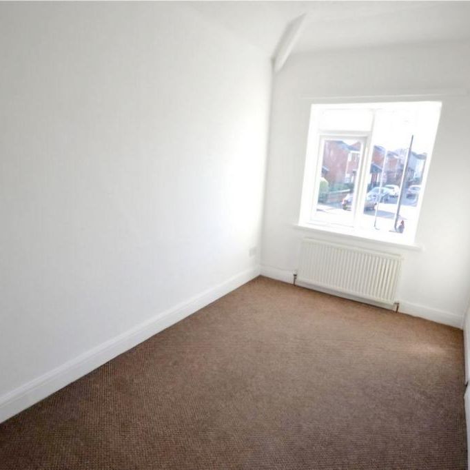 3 bedroom end of terrace house to rent - Photo 1