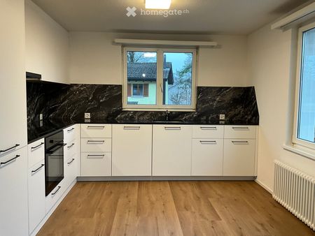 Frisch sanierte Wohnung mit modernem Flair - Foto 2