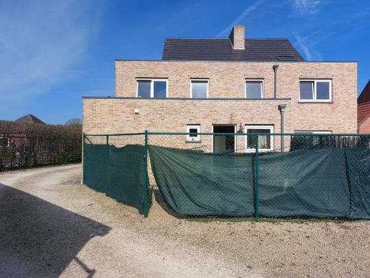 Duplex app. met 2 slpk. en terras in Lummen - Photo 1