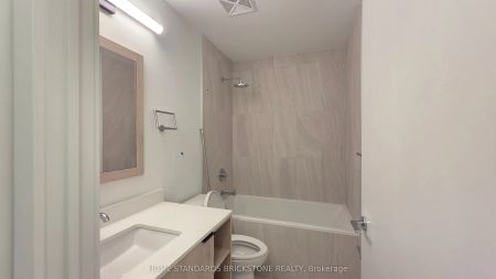 1007 The Queensway #1510 - Photo 5