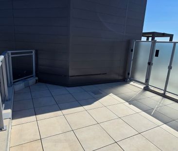 For Lease - 2501 Saw Whet Boulevard Unit# 136, Oakville, Ontario - Photo 2