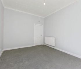 Aberdour Street, Dennistoun, Glasgow, G31 - Photo 6