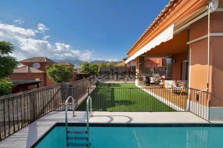 Alquiler de chalet pareado en Avenida Santa Clara Golf - Photo 4