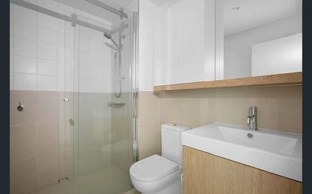 56 Kambrook Road, Melbourne - Photo 4