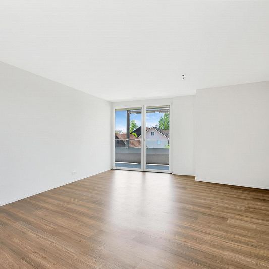 Moderne 3.5-Zimmer-Wohnung mit Balkon - Foto 1