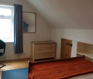 Room in a Shared House, Beechwood Crescent, LS4 - Photo 4