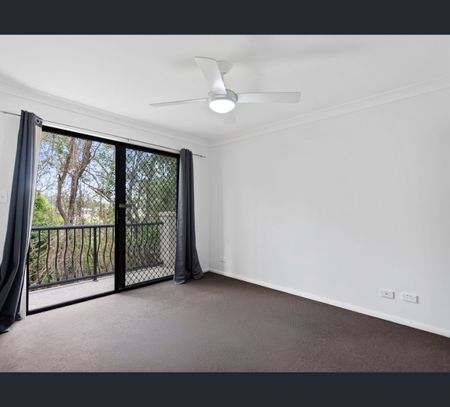 8/37-39 Harley Street, Labrador, Qld 4215 - Photo 4
