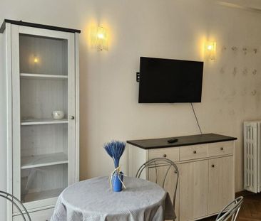 Warszawa, Śródmieście, Warszawa, Śródmieście, Aleja Przyjaciół - Photo 3