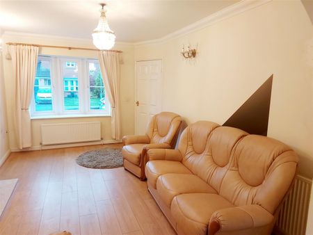 3 bedroom Detached house to rent - Photo 5