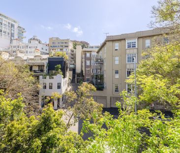 425/4-14 Roslyn Gardens, Elizabeth Bay NSW 2011 - Apartment For Ren... - Photo 1