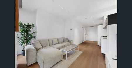 Stylish Fully Furnished Living in the Heart of South Yarra - Photo 3