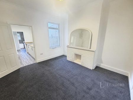 3 bedroom terraced house to rent - Photo 2