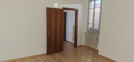 Appartamento in casa bifamiliare in corte con posto auto - Photo 4