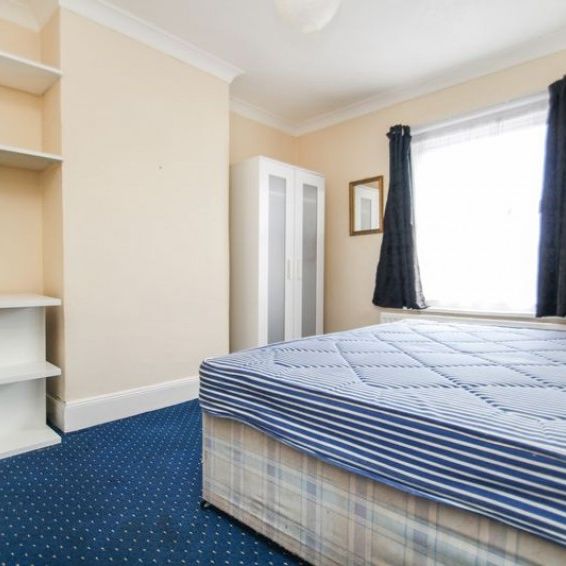 Five Double Bedroom Student House, Bournemouth Town Centre - Photo 1