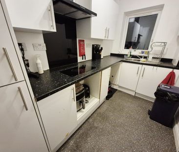 Studio Flat, Clarendon Road, B16 - Photo 3