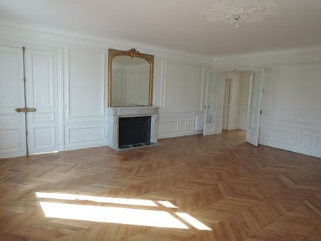 Appartement de réception Parc Monceau, place de la République Dominicaine - Photo 2