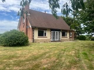 3 bedroom detached house to rent - Photo 1