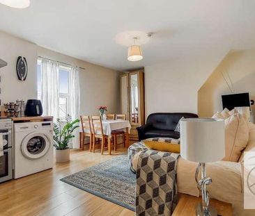 Kempshott Road, Streatham Common, SW16 - Photo 2