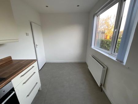 103 Joanmount Park, Belfast, BT14 6PG - Photo 4