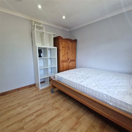 1 bedroom property to rent - Photo 3