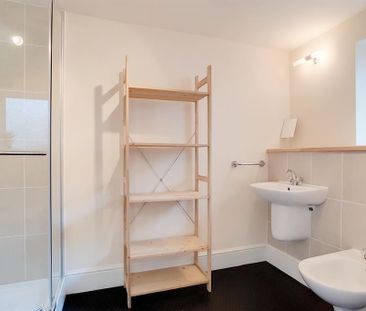 Studio to rent - Photo 6