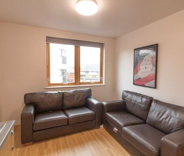 4 Bed Flat, Mulberry Court, SO14 - Photo 1