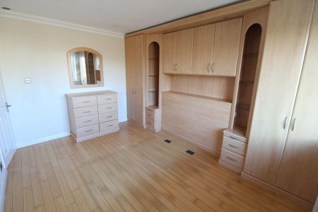 2 bedroom detached bungalow to rent - Photo 3