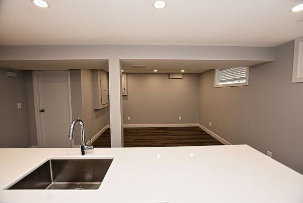 For Lease - 25 Lyncroft Drive Unit# Bsmt, Toronto, Ontario - Photo 1