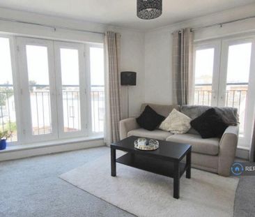 1 bedroom flat to rent - Photo 2
