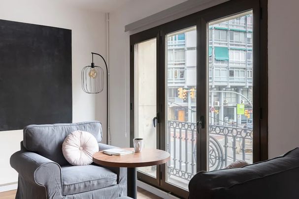 Carrer de Balmes, Barcelona, Catalonia 08006 - Photo 1