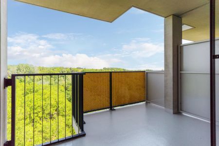 Ruhige Wohnung mit Balkon und Blick in den grünen Kurpark! - Foto 5