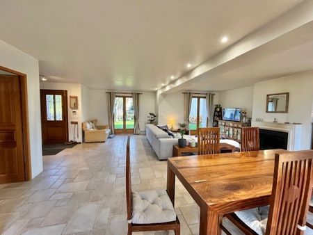 Location Maison 6 pièces 152m² LA CELLE LES BORDES 78720 - Photo 2