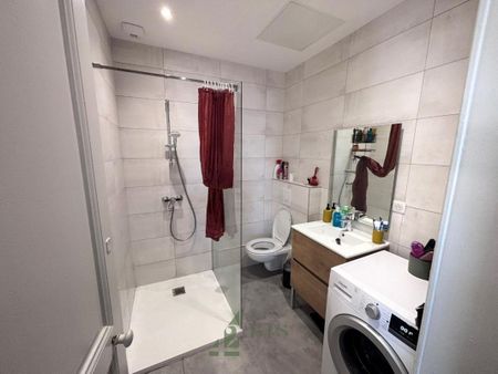Location Appartement 3 pièces 54m² ROANNE 42300 - Photo 5