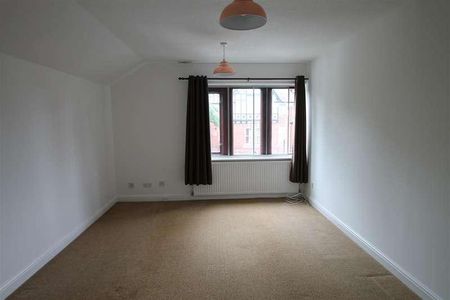 Padbury House, Inner Town Area, MK40 - Photo 4