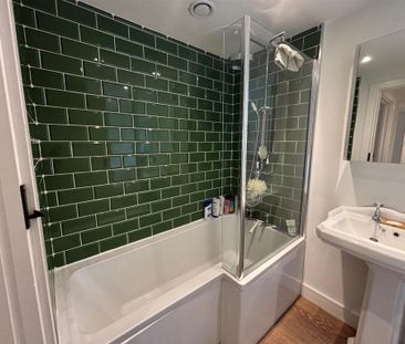 3 bedroom terraced house to rent - Photo 6