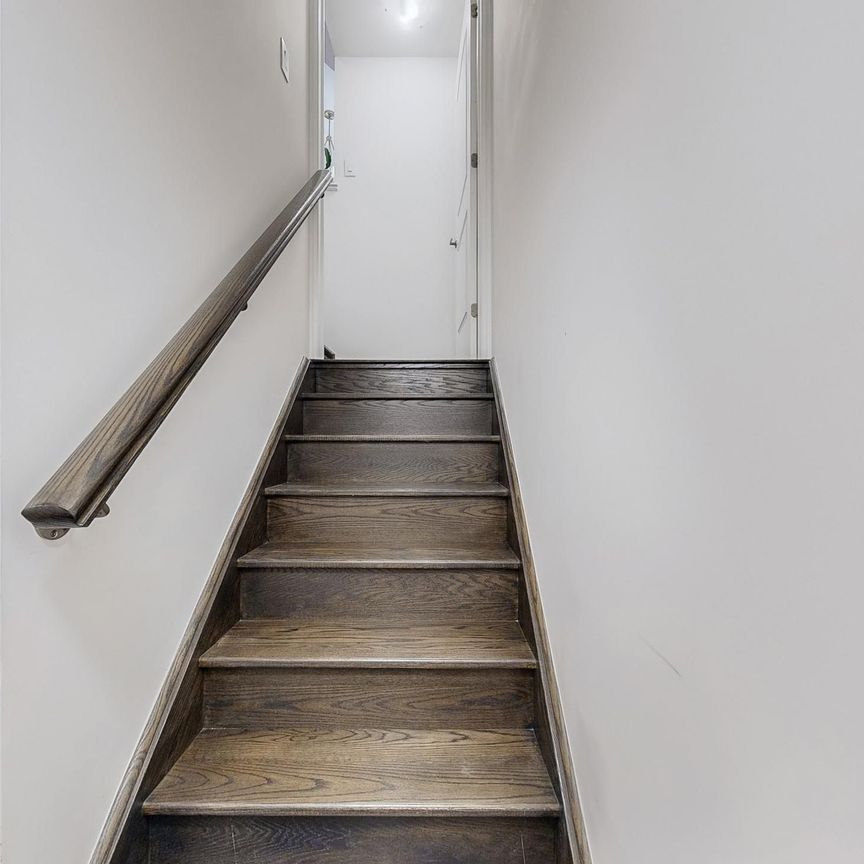 For Lease - 66 Drizzel Crescent, Richmond Hill, Ontario - Photo 1