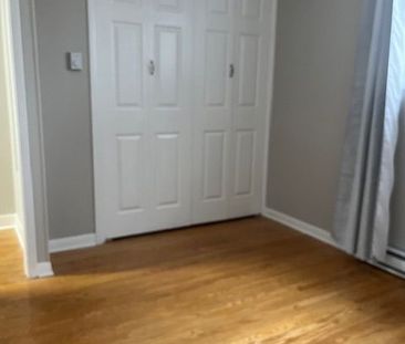 For Lease - 46 Wellesley Crescent Unit# Main, London East, Ontario - Photo 2