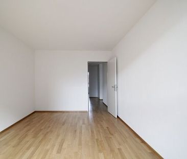 Modern and close to urban life – your new apartment is waiting for you - Photo 1