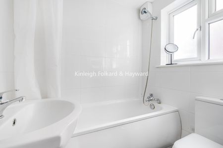 Albany Road, London, E10 - Photo 5