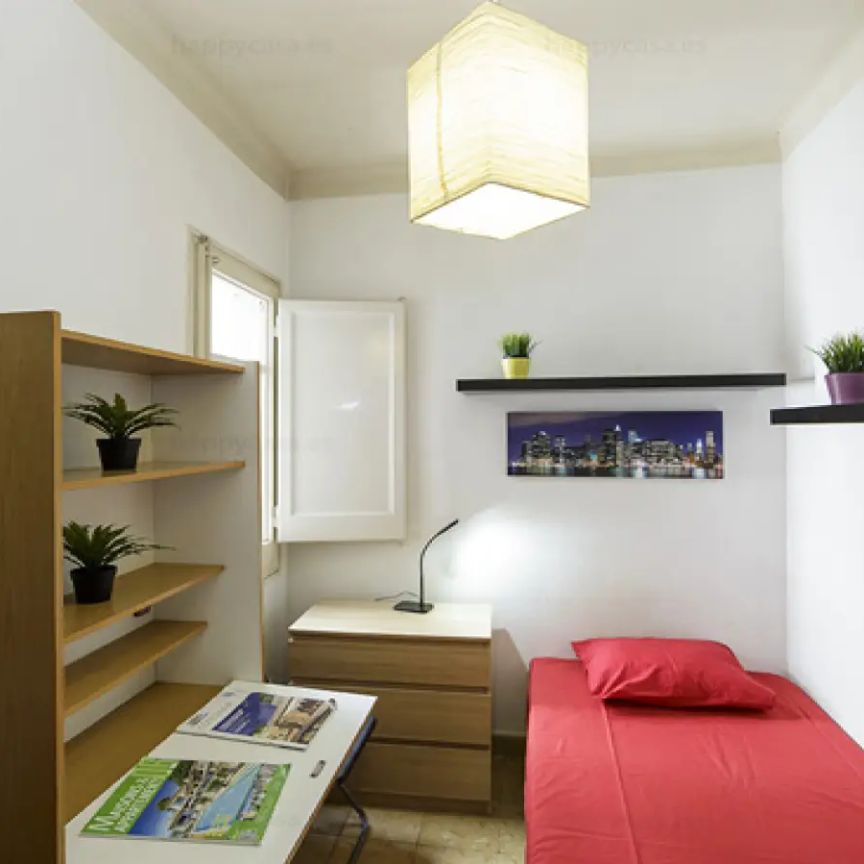 Shared apartment in Barcelona - Photo 1