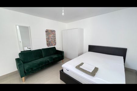 Studio Flat, Greyhound Hill, NW4 - Photo 5